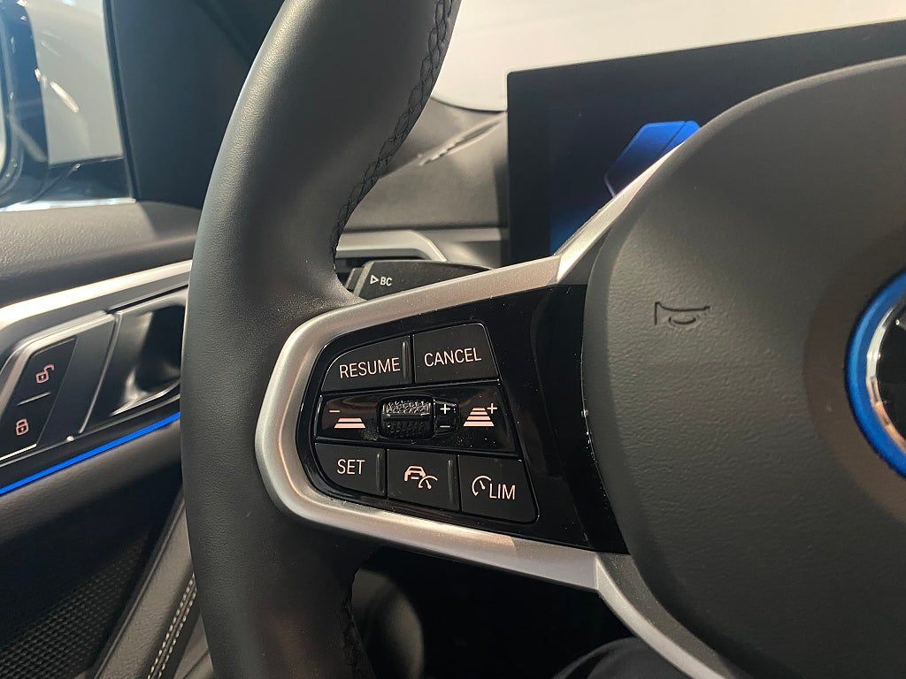 BMW i4 2026, kuva 7/10