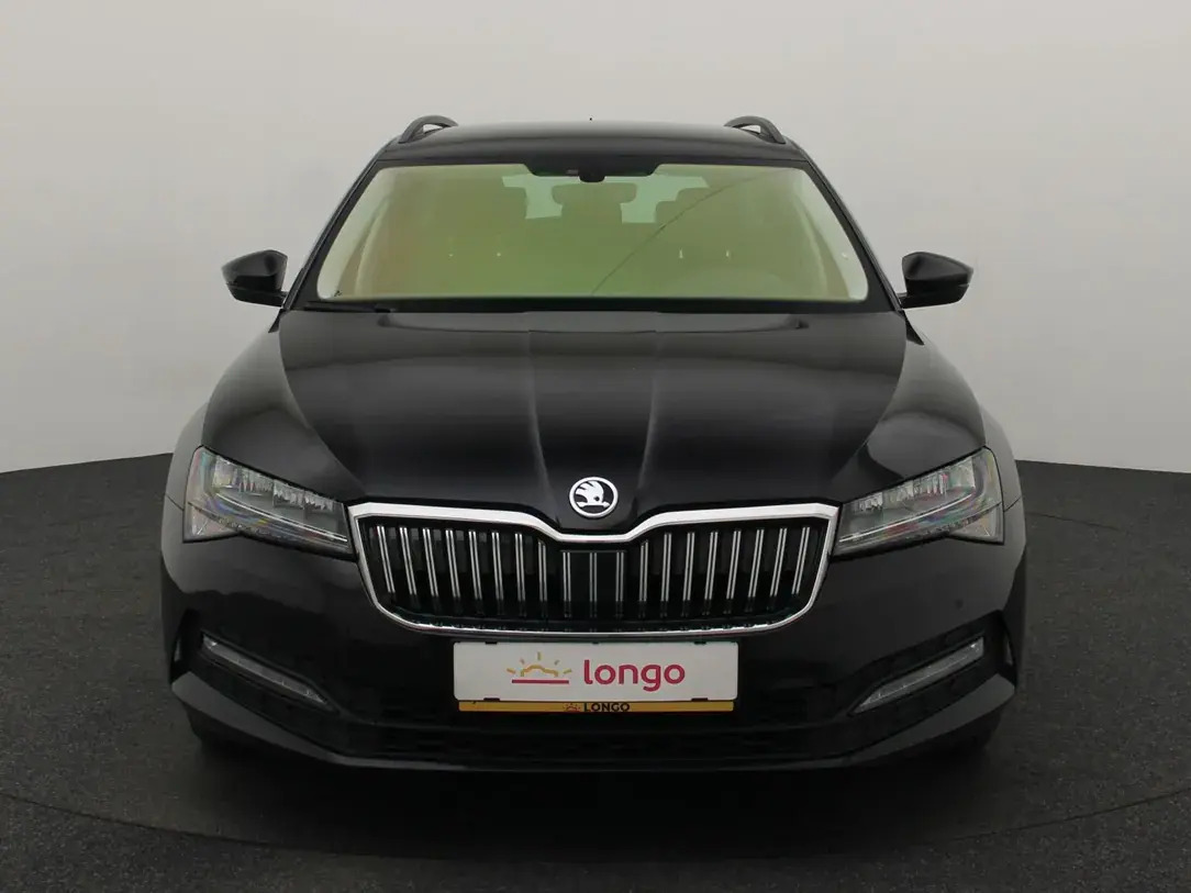 Škoda Superb 2022, kuva 3/10