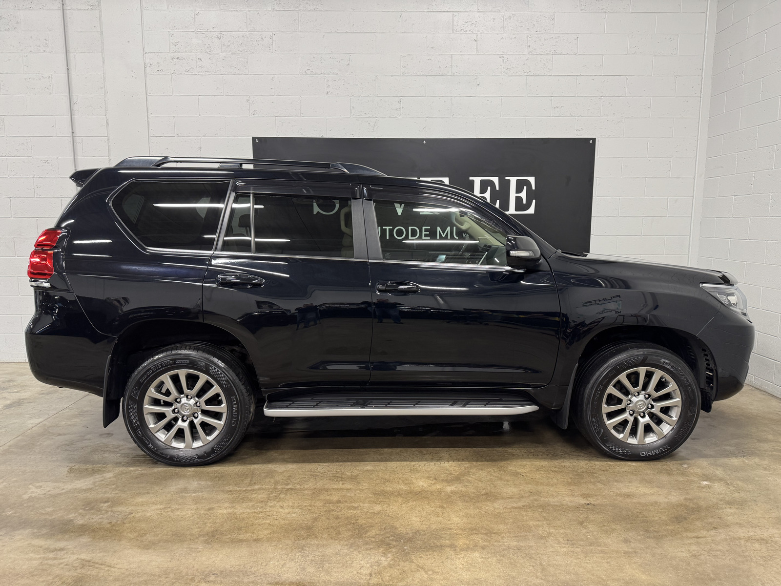 Toyota Land Cruiser 2020, photo 6/30