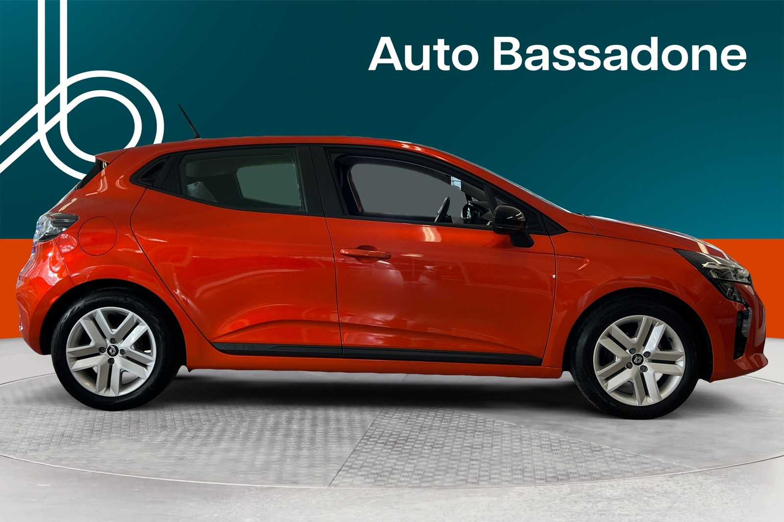 Renault Clio 2024, photo 6/17