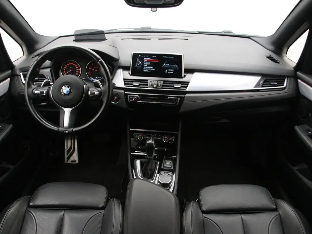 BMW 220 2016, photo 2/47