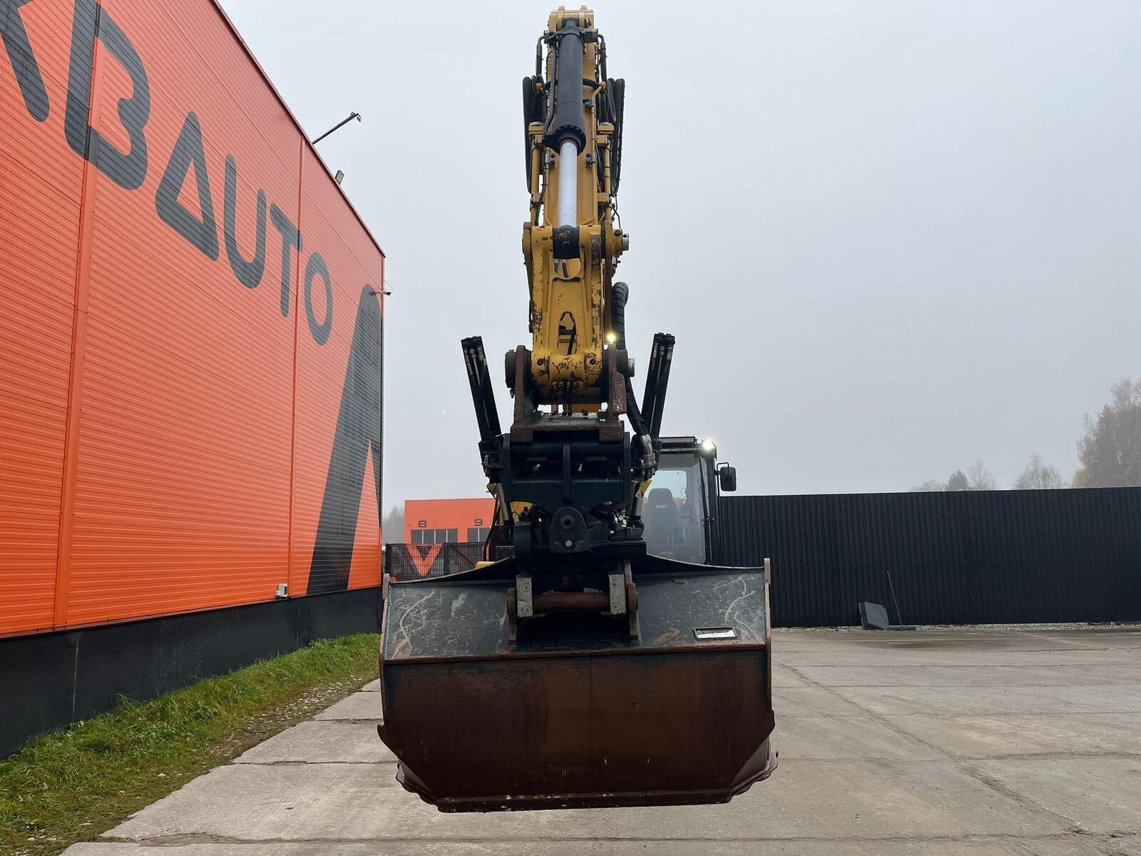 Caterpillar 320 07B, photo 2/26