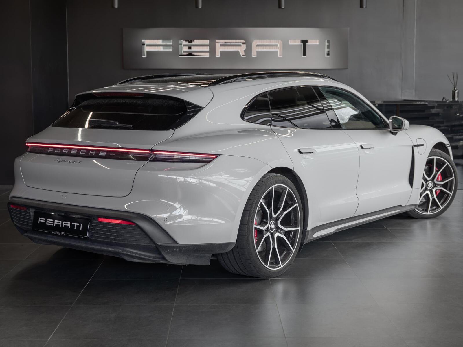 Porsche Taycan 2022, kuva 2/10