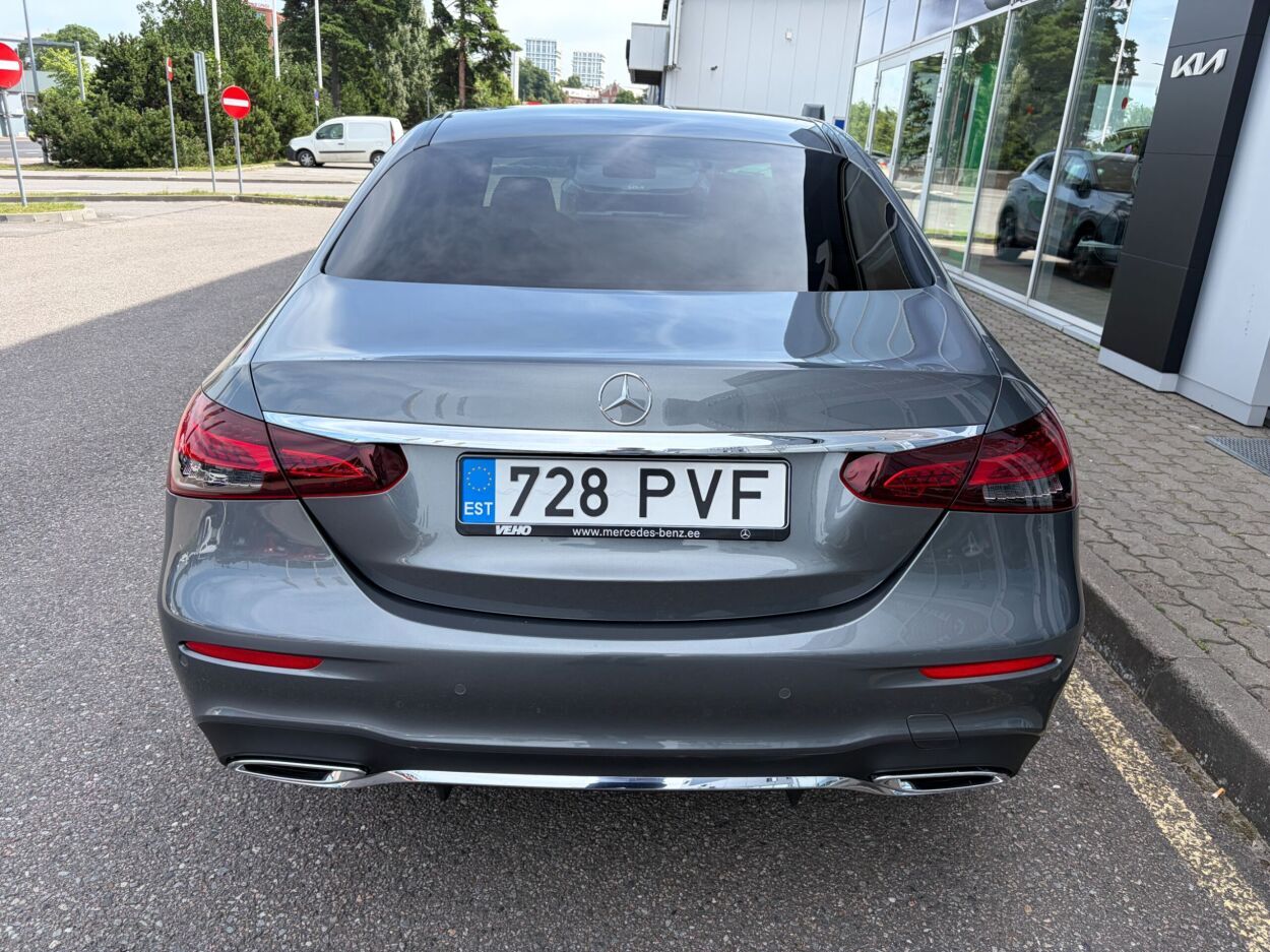 Mercedes-Benz E 400 2022, kuva 3/10