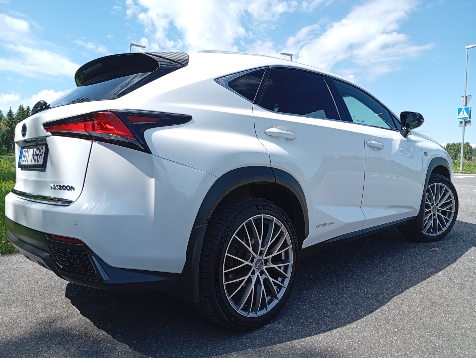 Lexus NX 300h 2018, kuva 7/17
