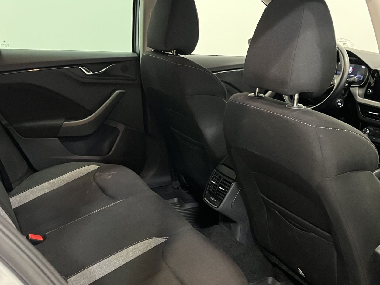 Škoda Kamiq 2024, photo 4/10