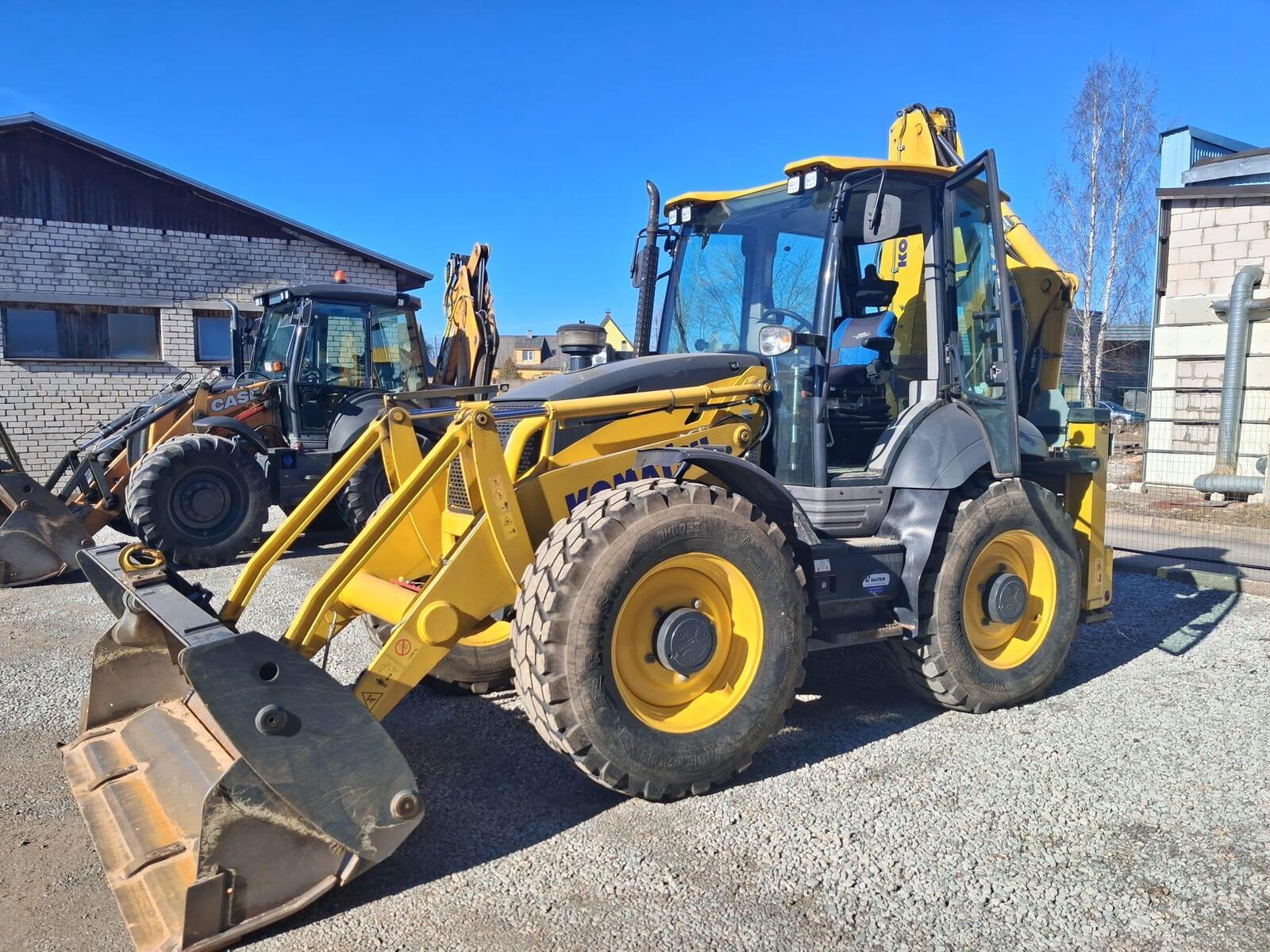 Komatsu WB97S, kuva 4/27