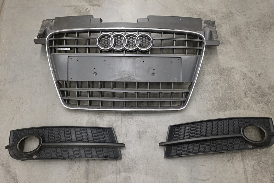 Audi TT 8J 2008-2010 mk2 esivõre + udutule võred
