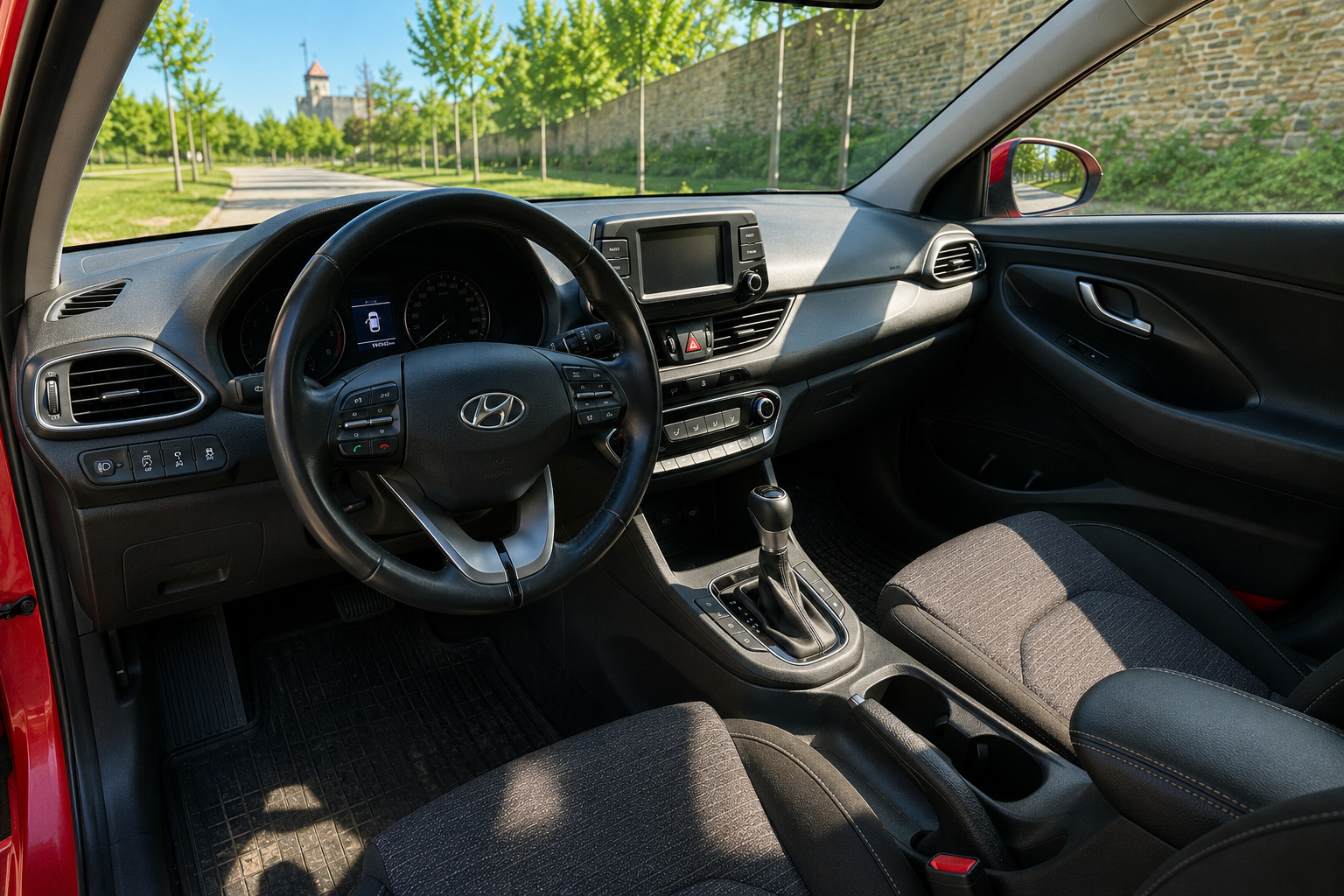 Hyundai i30 2018, photo 6/7