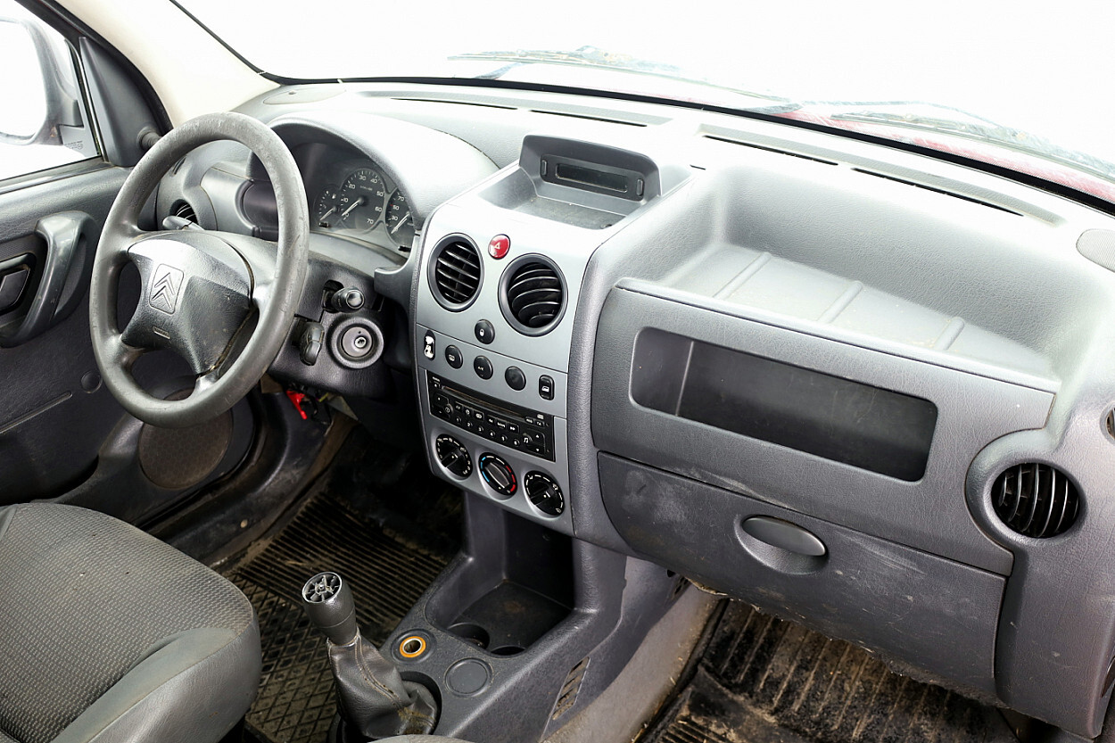 Citroën Berlingo 2009, photo 5/6