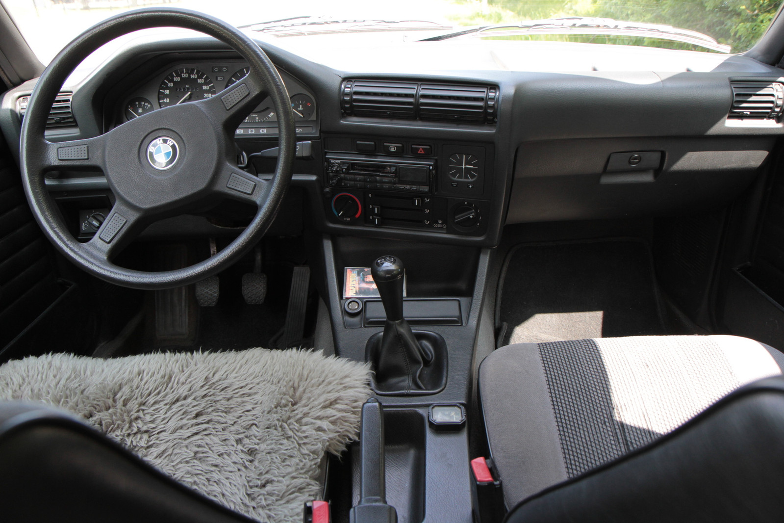 BMW 316 1990, kuva 7/10