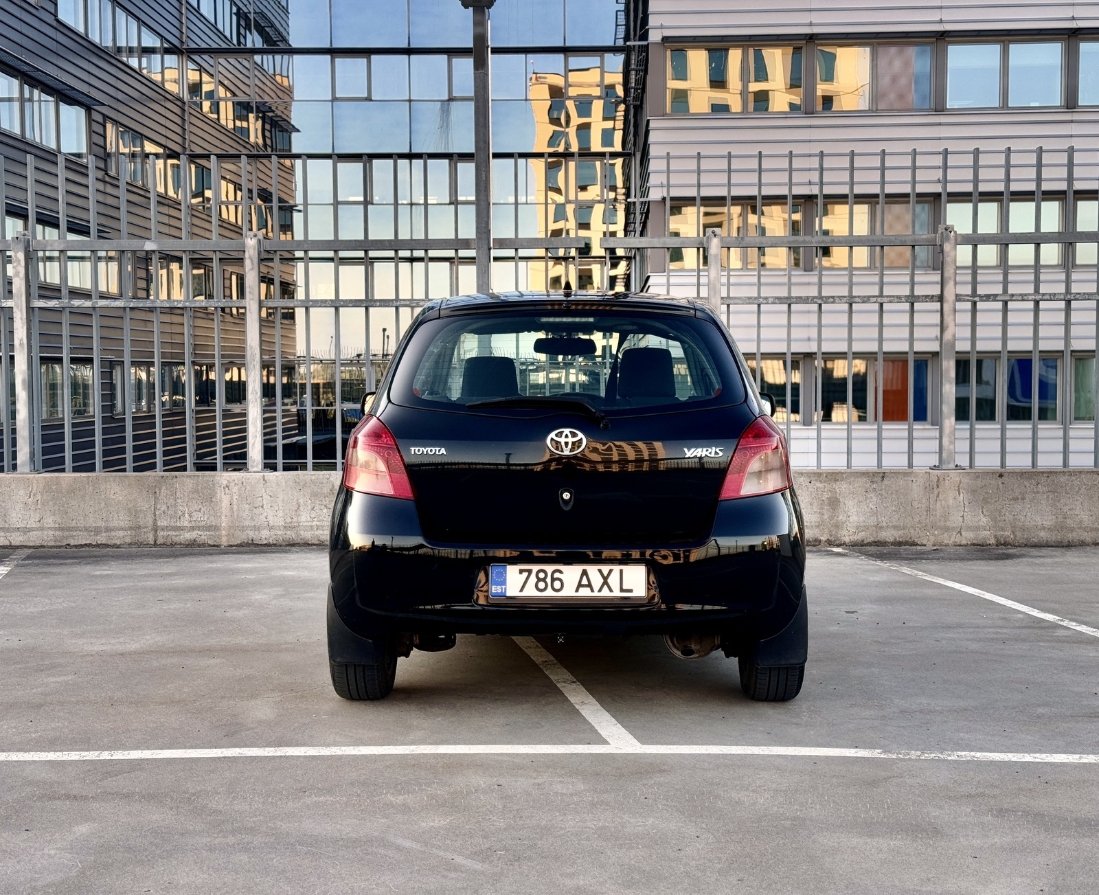 Toyota Yaris 2006, kuva 6/7