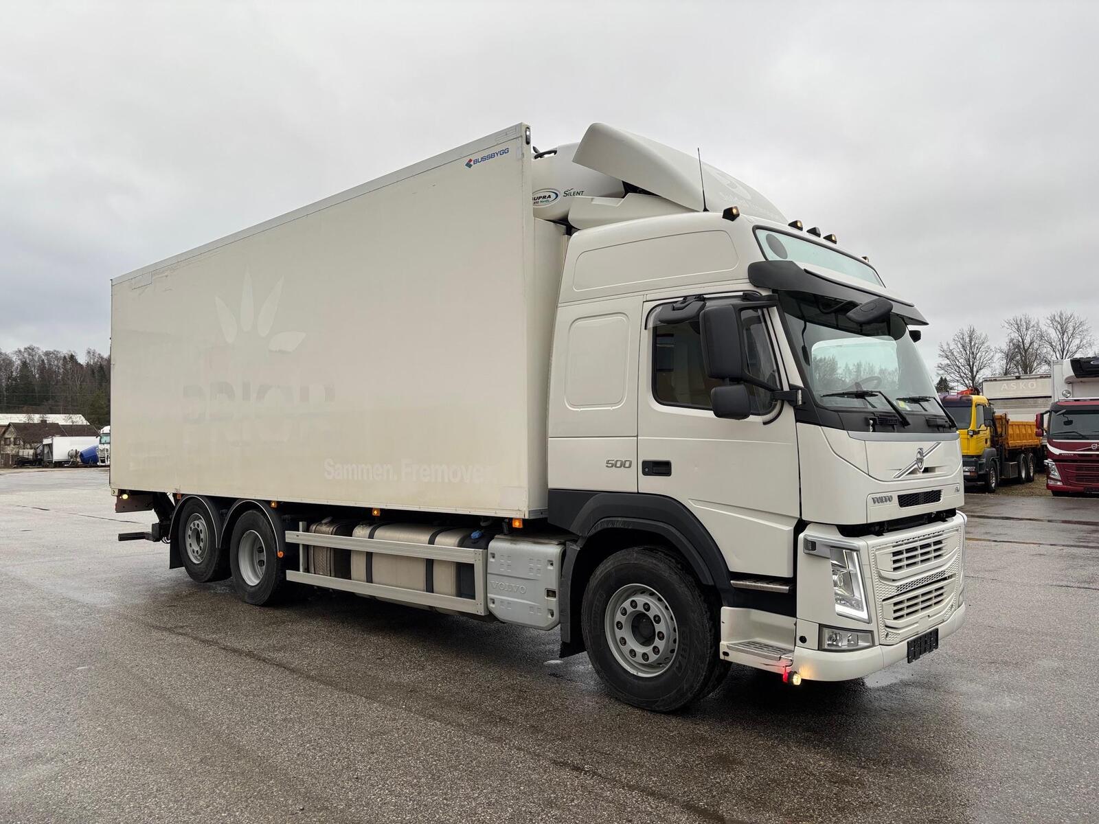 Volvo FM500 6X2*4 + RETARDER + CARRIER SUPRA 850 2017, kuva 3/20