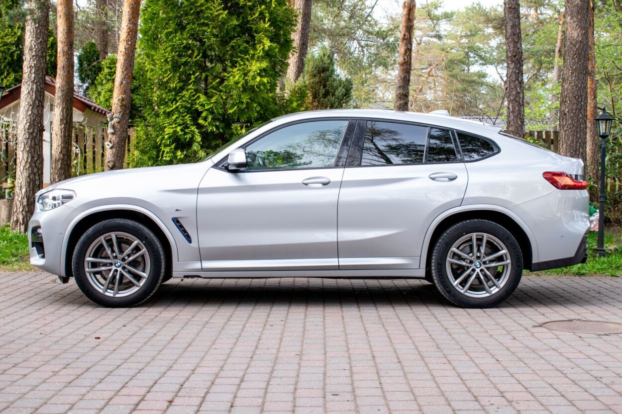 BMW X4 2021, kuva 6/10