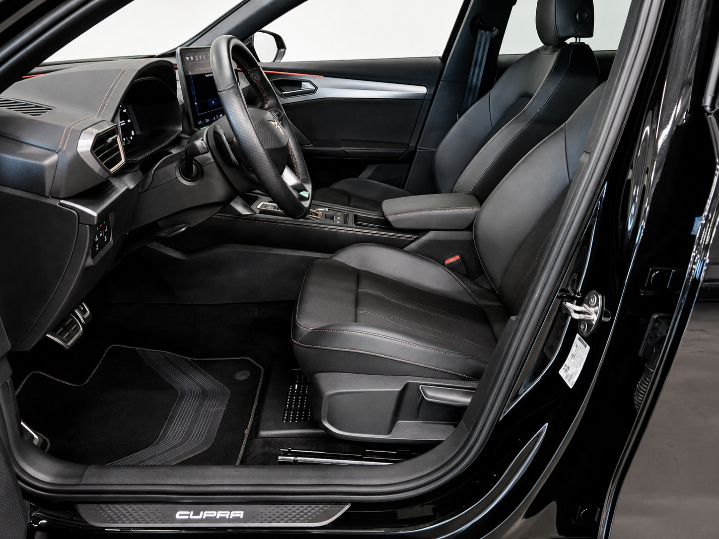 Cupra Formentor 2024, photo 7/16