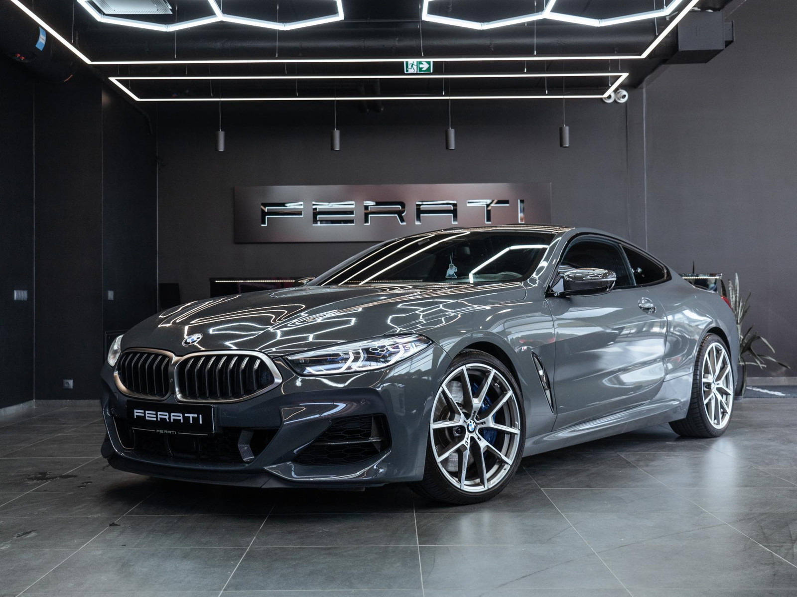 BMW M850 4.4 390kW