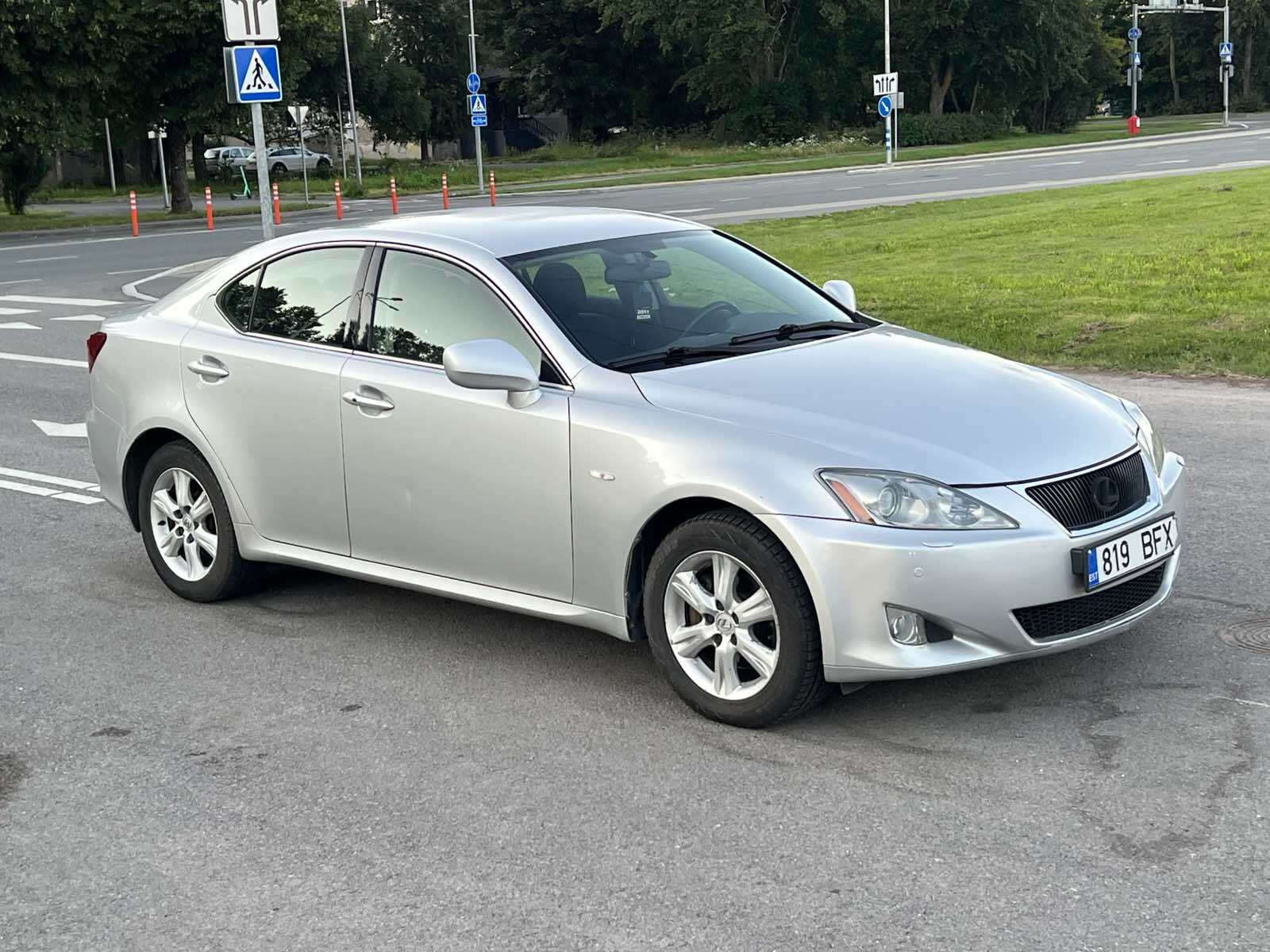 Lexus IS 220 2007, photo 2/10