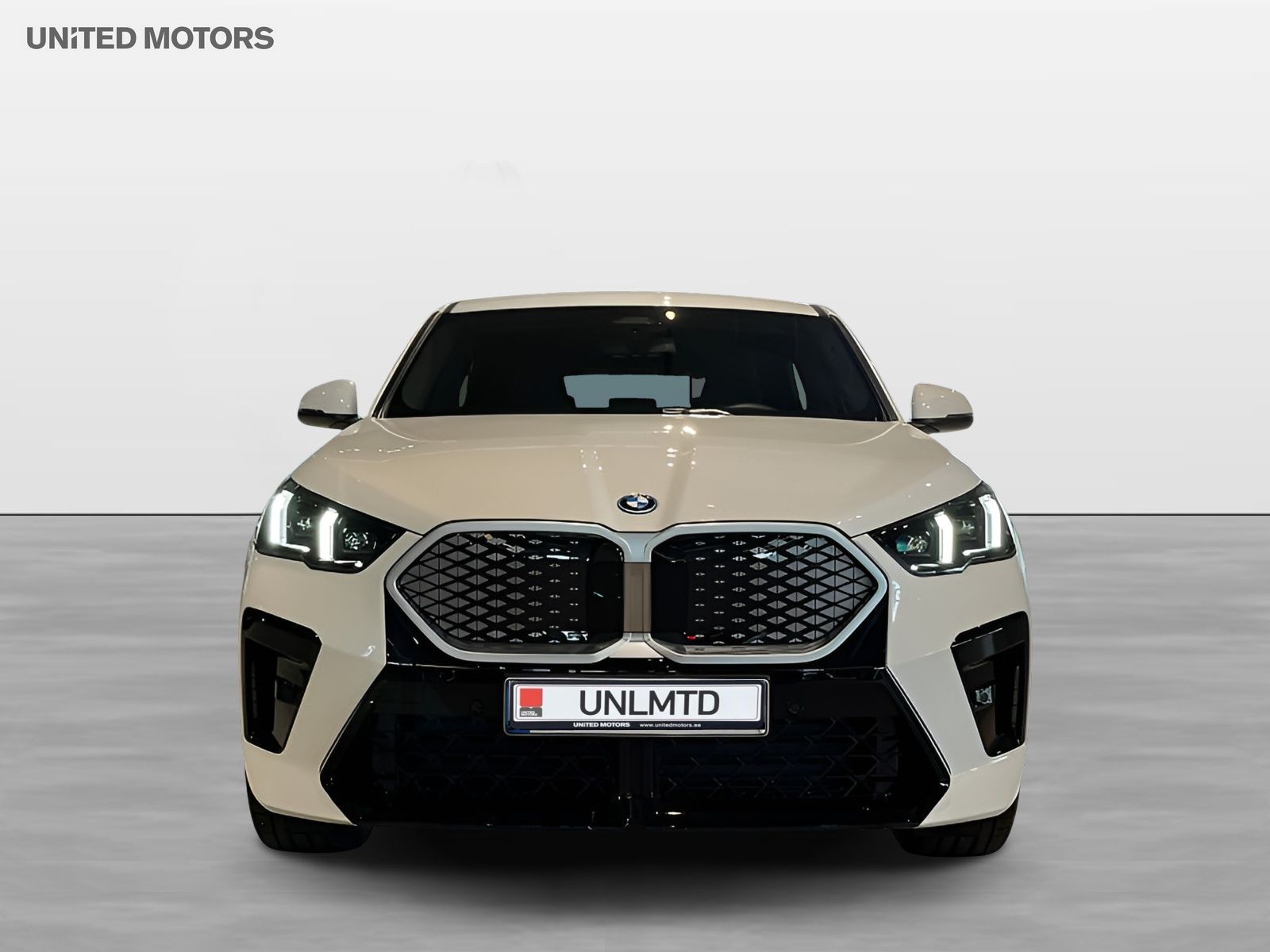 BMW iX2 2026, photo 2/10