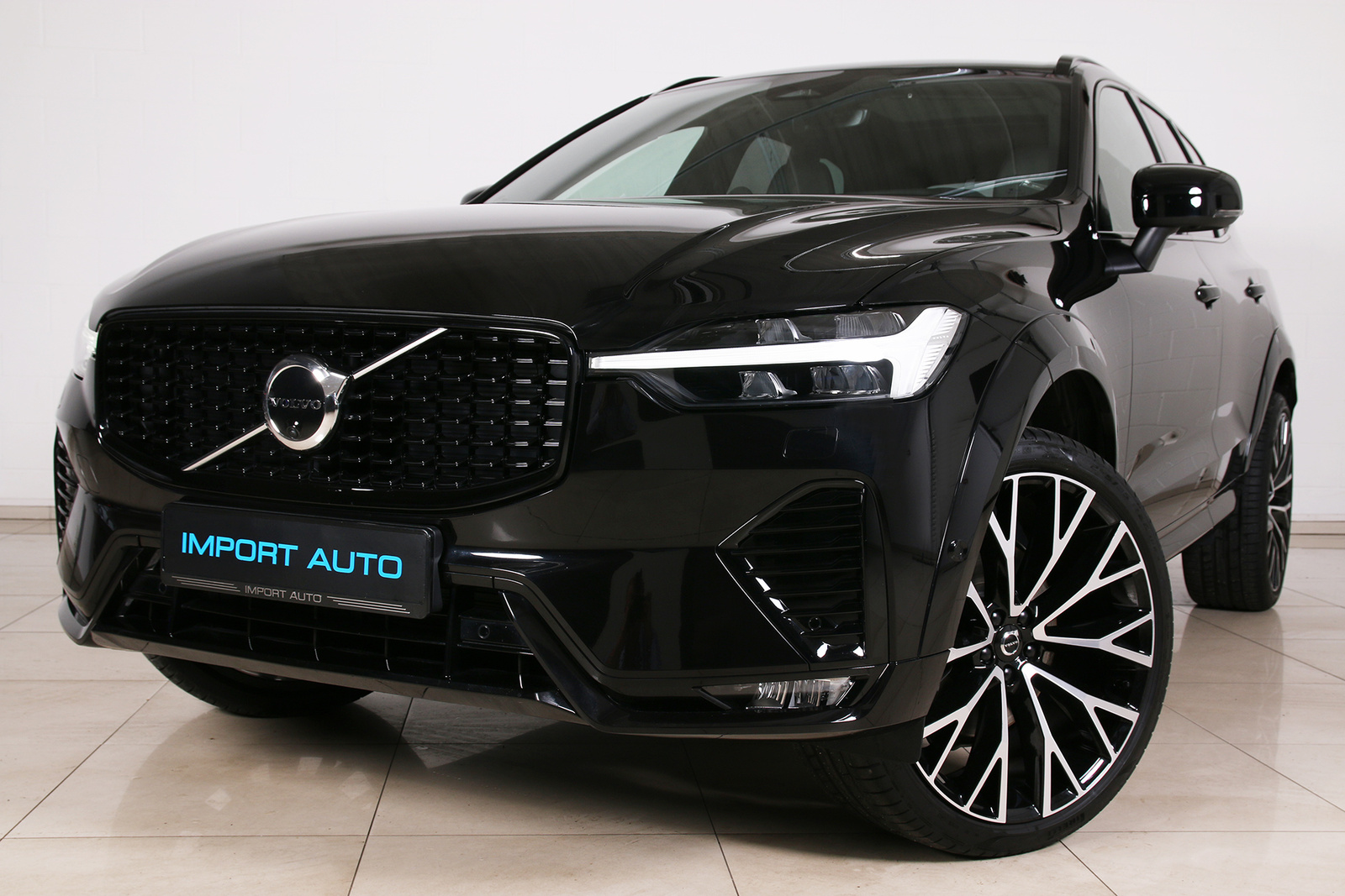 Volvo XC60 AWD R-DESIGN XENIUM INTELLI FULL 2.0 T8 Twin Engine Plug-In-Hybrid MY22 288kW