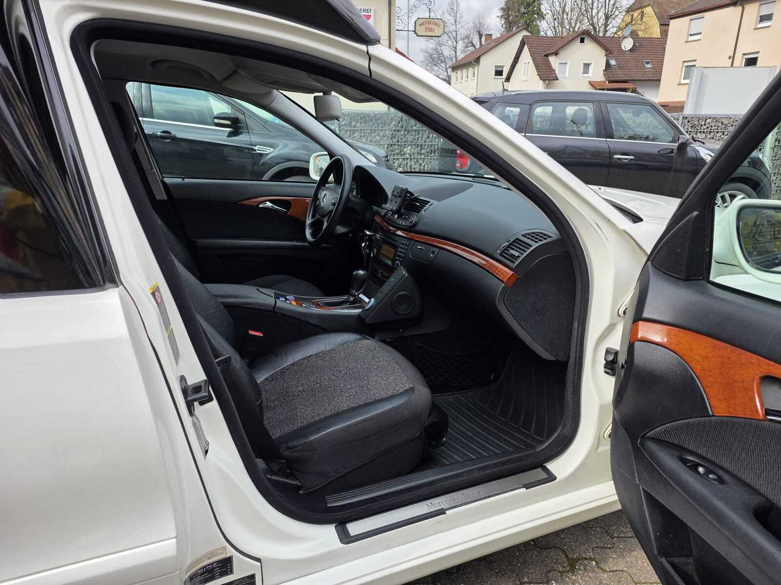 Mercedes-Benz E 280 2009, photo 7/13