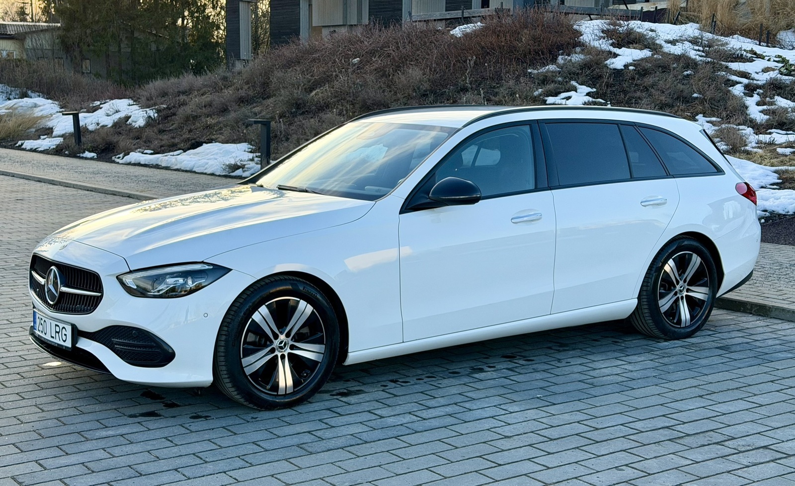 Mercedes-Benz C 220 2021, kuva 3/31