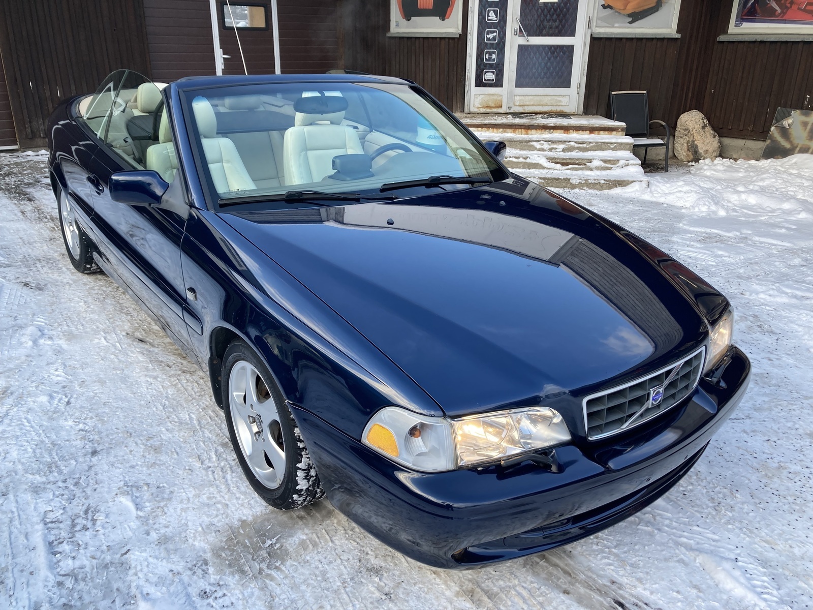 Volvo C70 2003, photo 2/16
