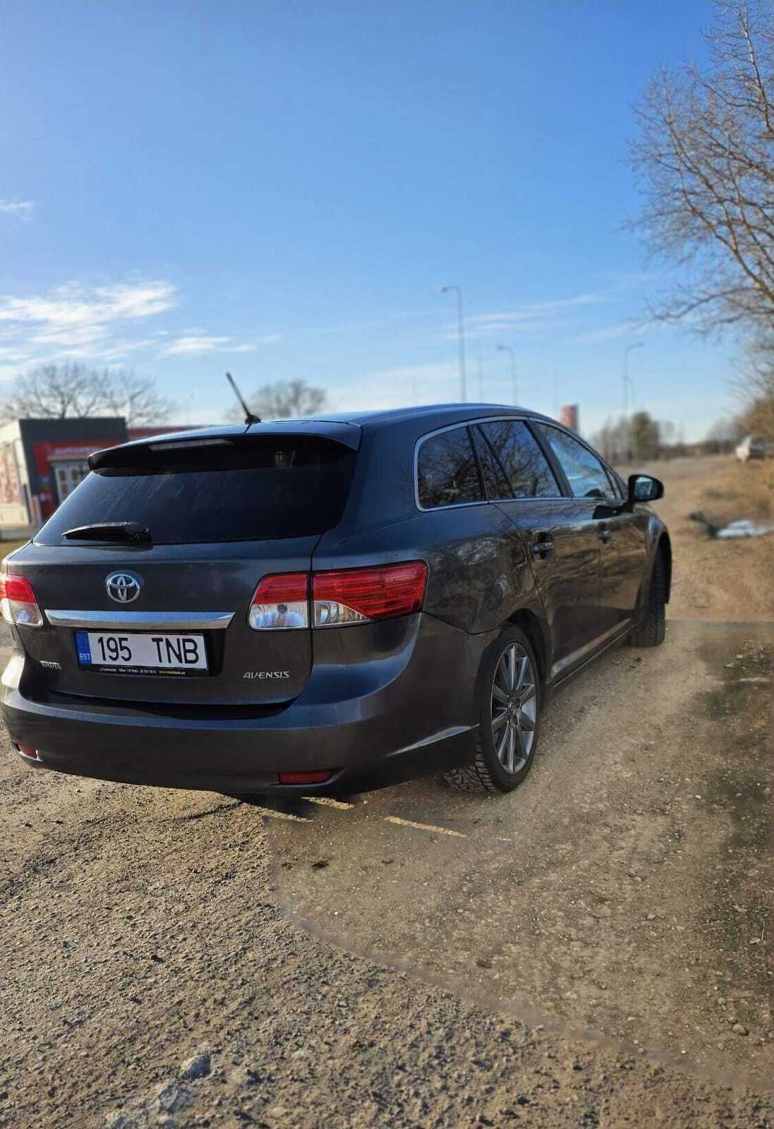 Toyota Avensis 2014, photo 3/7
