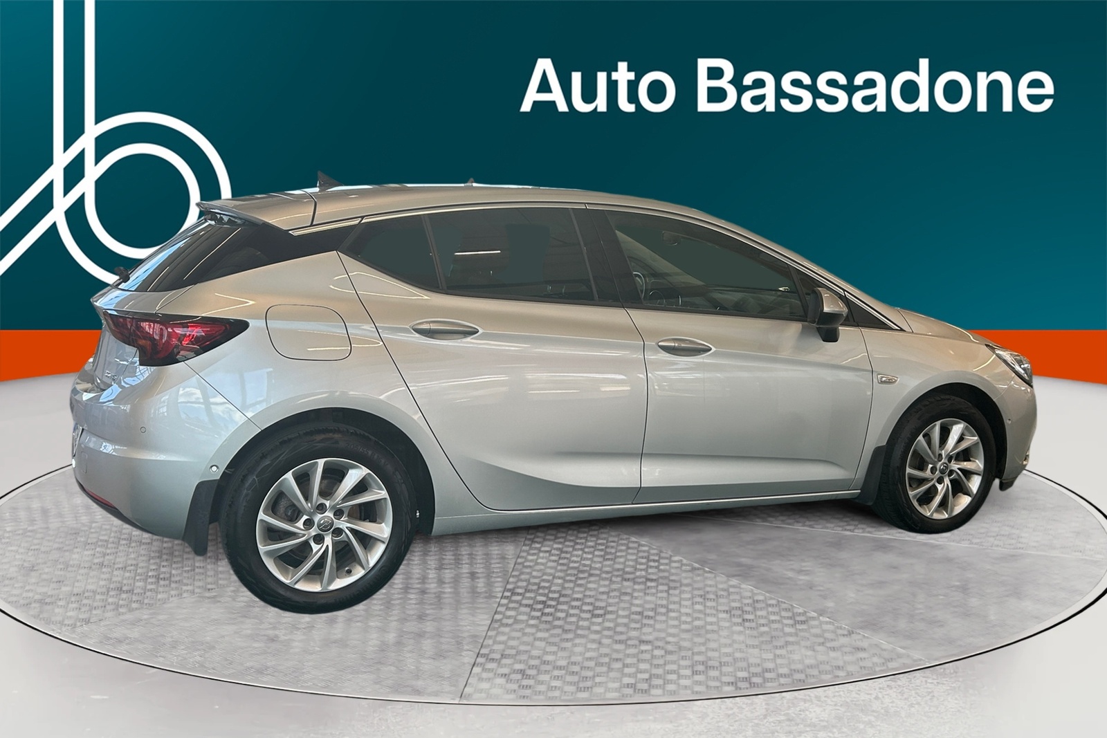 Opel Astra 2019, photo 6/21