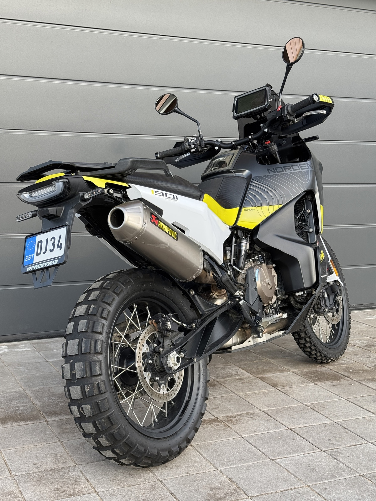 Husqvarna Norden 901 2022, kuva 3/20
