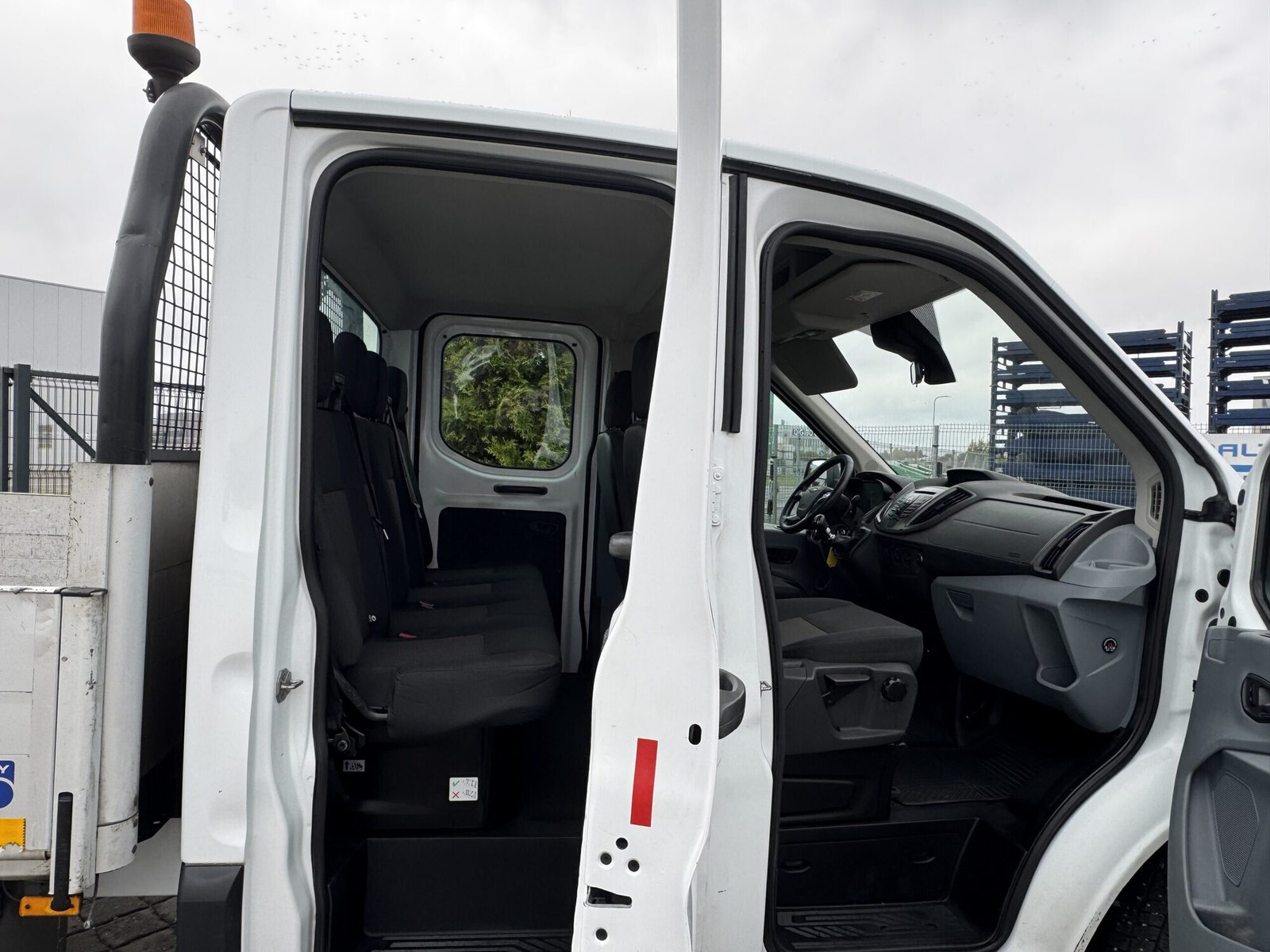 Ford Transit 2015, kuva 3/13