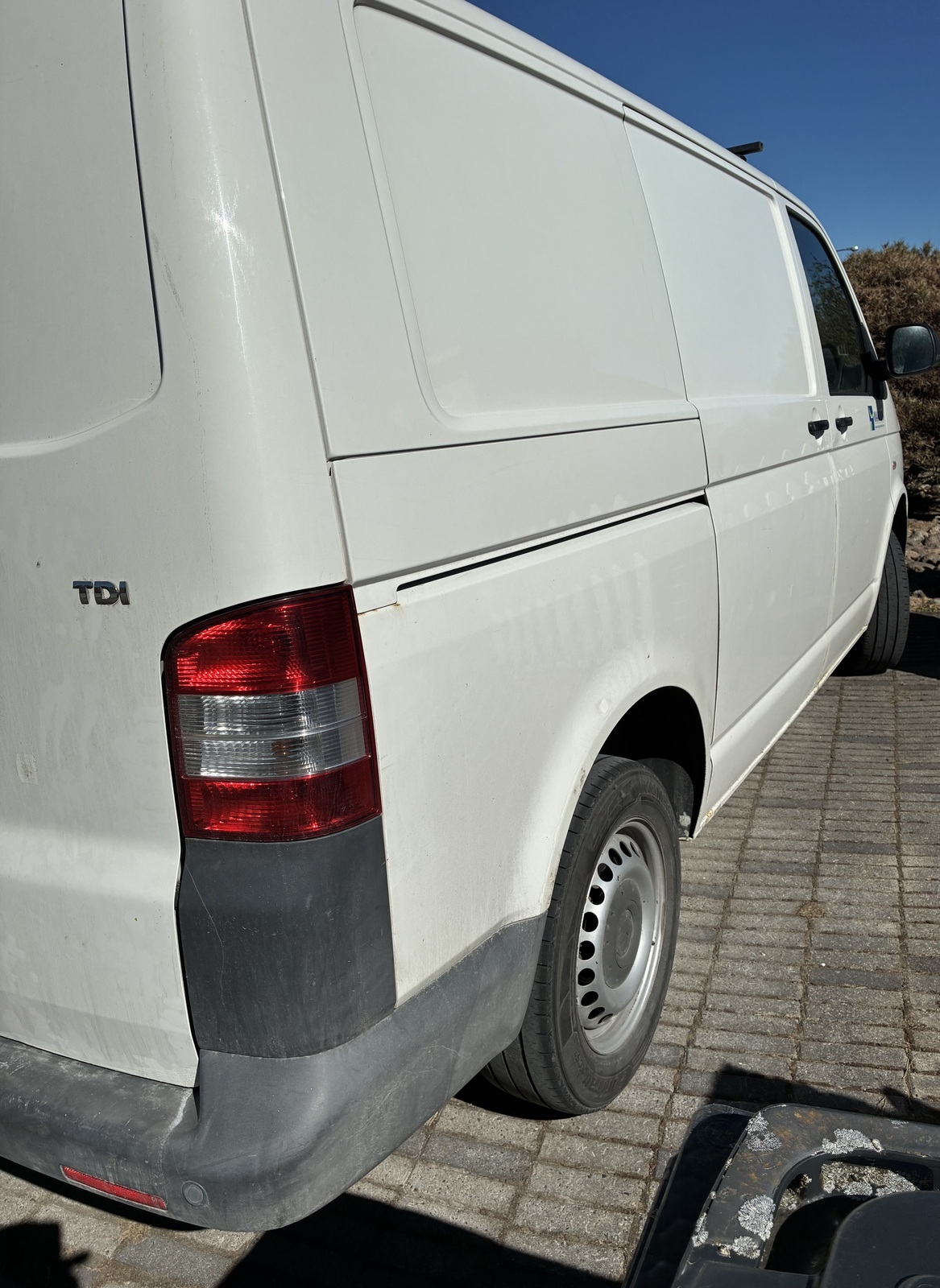 Volkswagen Transporter 2010, kuva 2/10