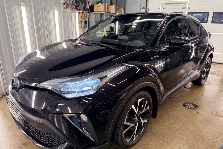 Toyota C-HR, 2021, 1.8, 72 kW, hübriid (bensiin/elekter), automaat, esivedu