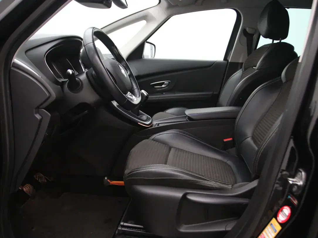 Renault Grand Scenic 2017, kuva 4/32