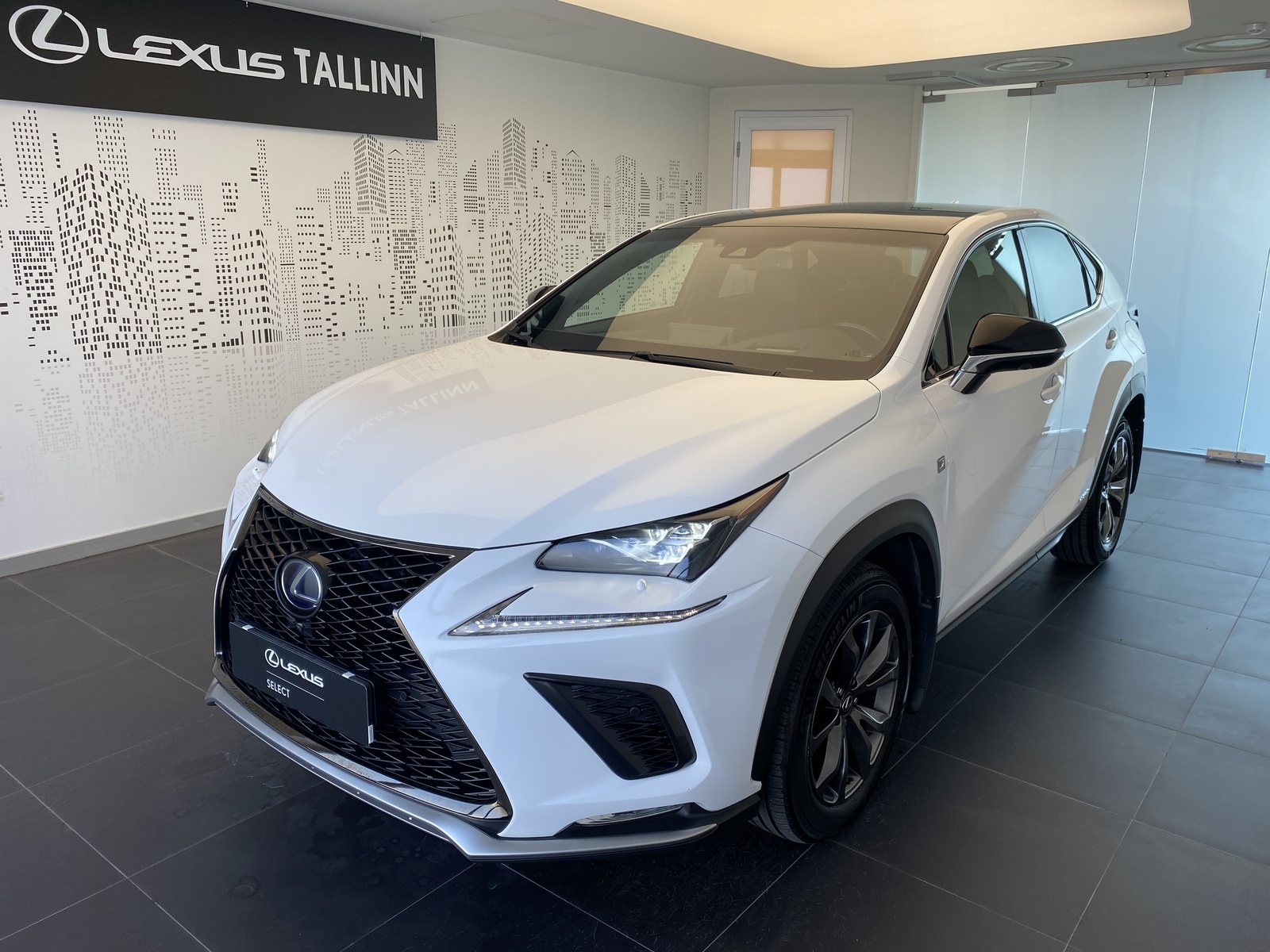 Lexus NX 300h