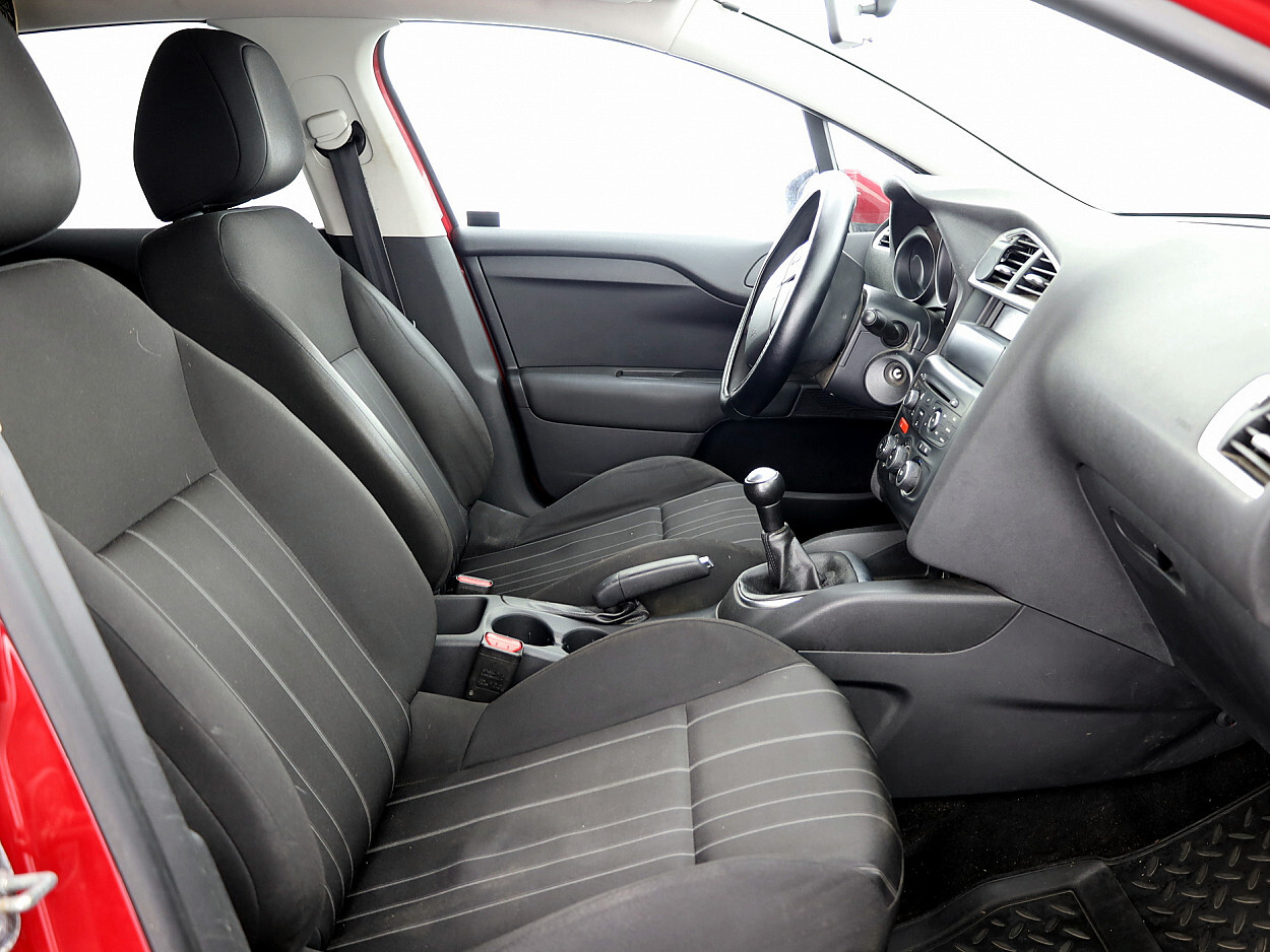 Citroën C4 2012, kuva 6/7