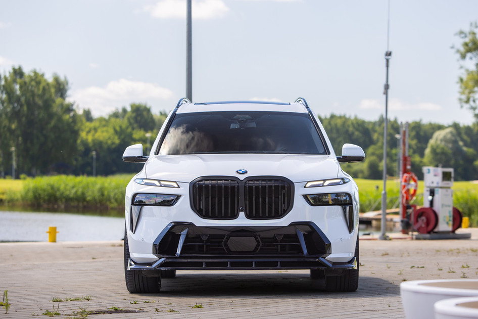 BMW X7, 2025, 3.0, 250 kW, hübriid (diisel/elekter), automaat, nelikvedu