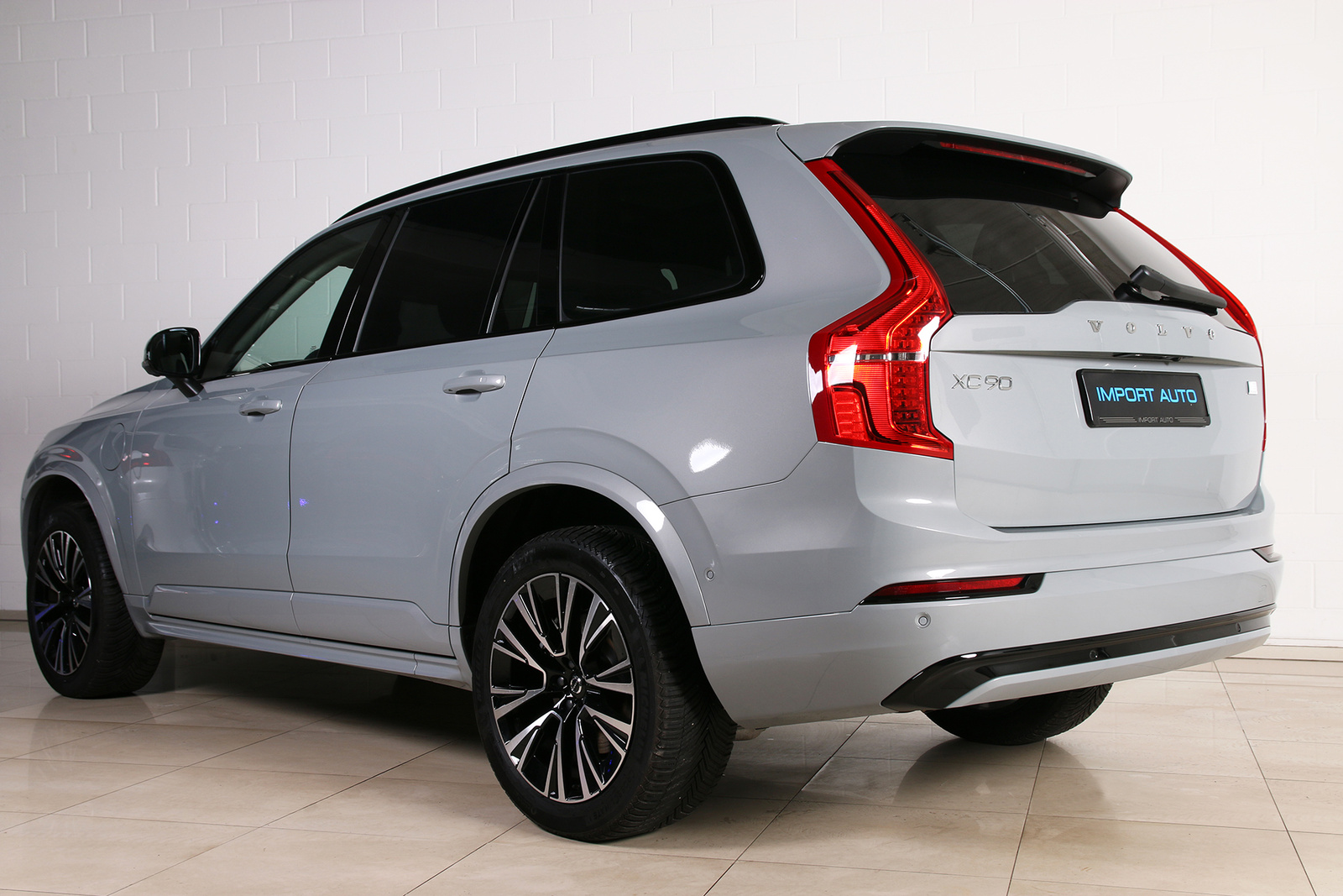 Volvo XC90 2024, photo 4/11