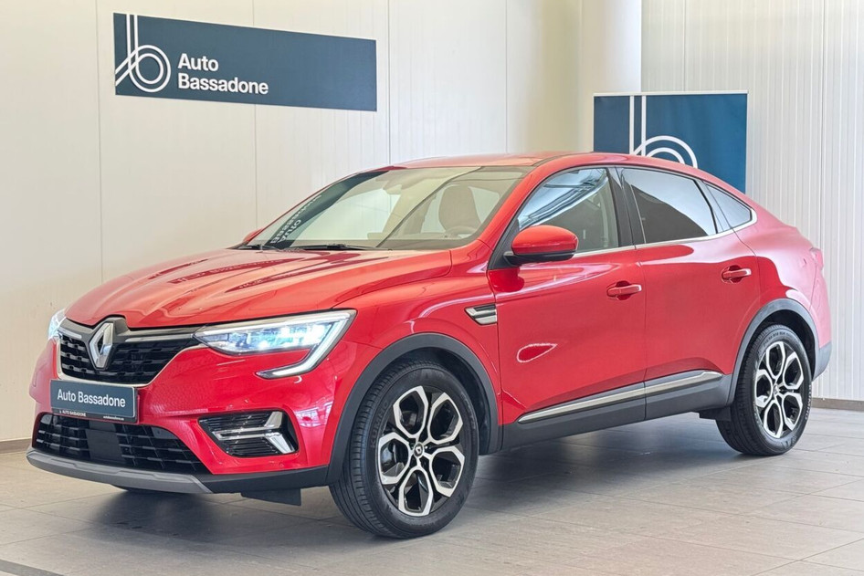 Renault Arkana, 2022, 1.6, 69 kW, гибрид (бензин/электричество), автомат, передний привод