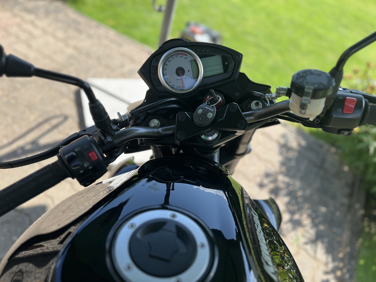 Kawasaki Z 750 2008, kuva 3/8