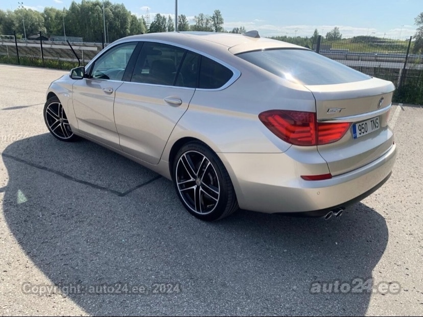 BMW 530