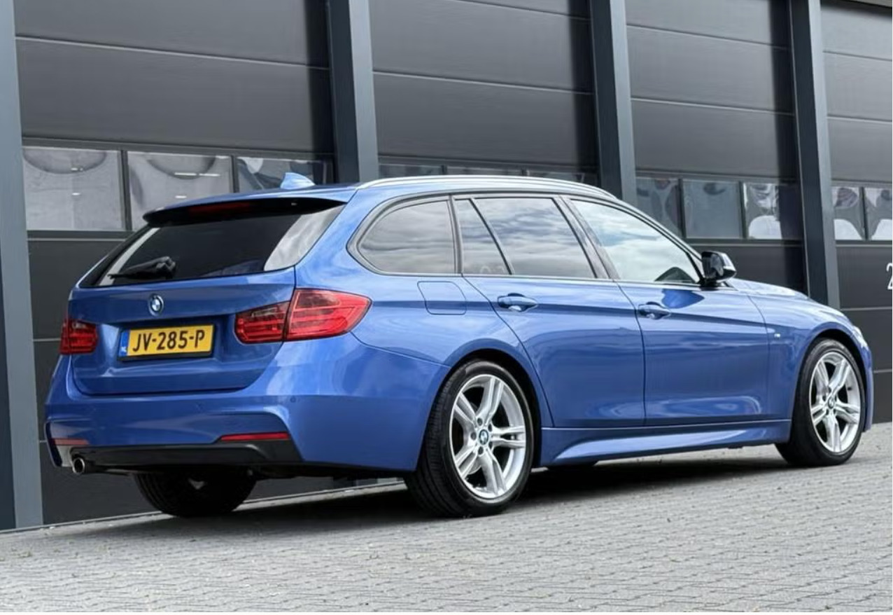 BMW 318 2014, photo 4/10