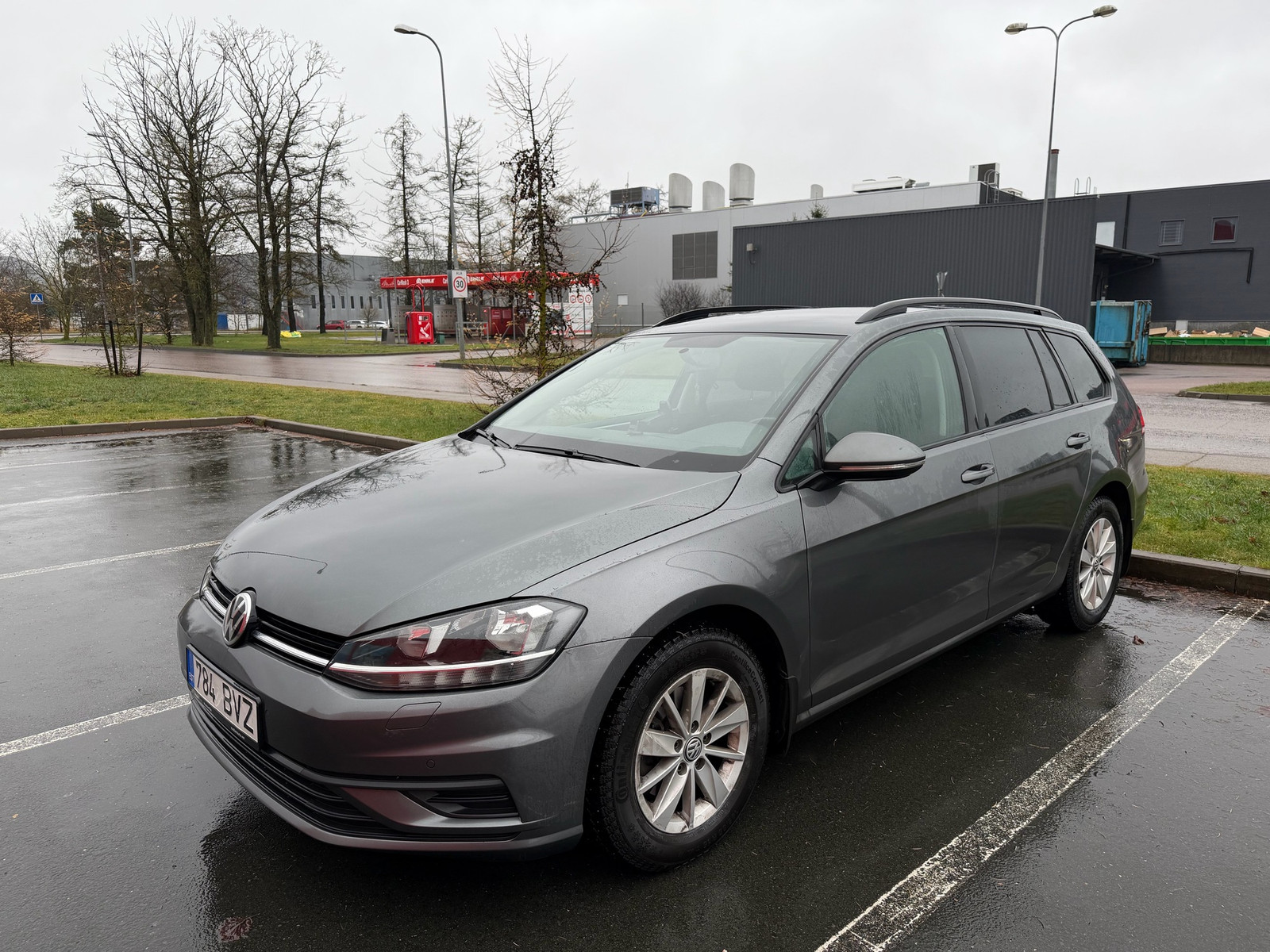 Volkswagen Golf 2018, kuva 3/10
