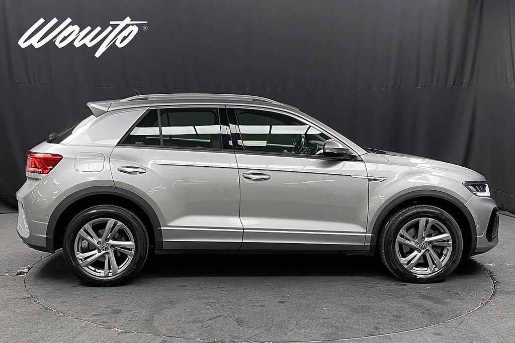 Volkswagen T-Roc 2022, photo 3/10