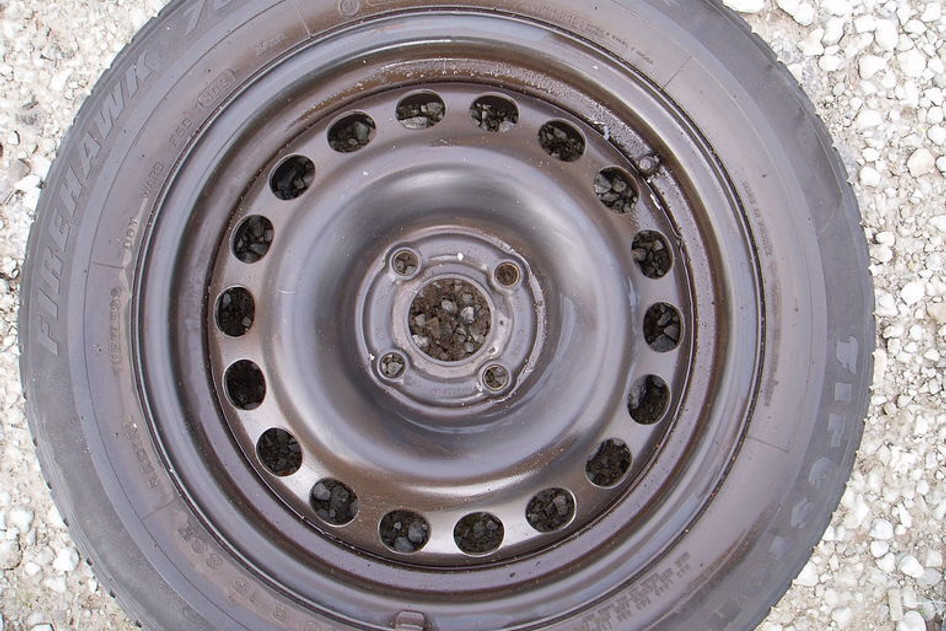 Used alloy wheel+summer tire 195/60R15,