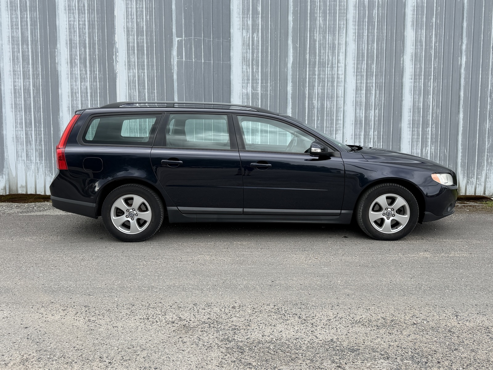 Volvo V70 2.0 D 100kW 2009, photo 6/19
