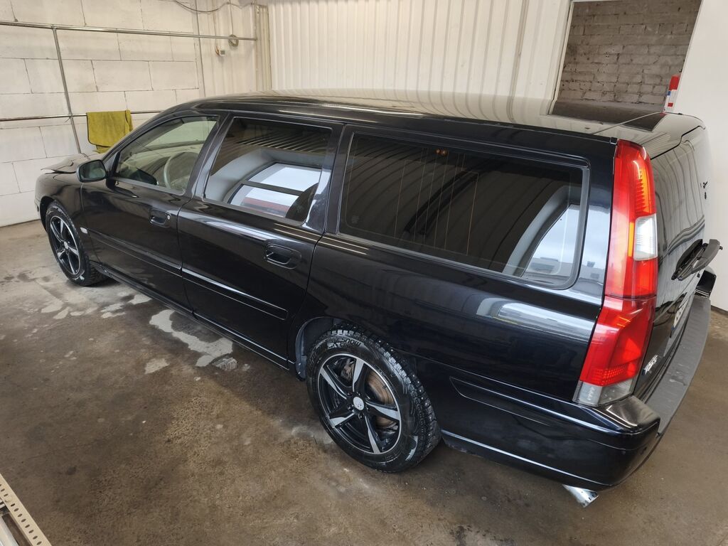 Volvo V70 2007, kuva 7/9
