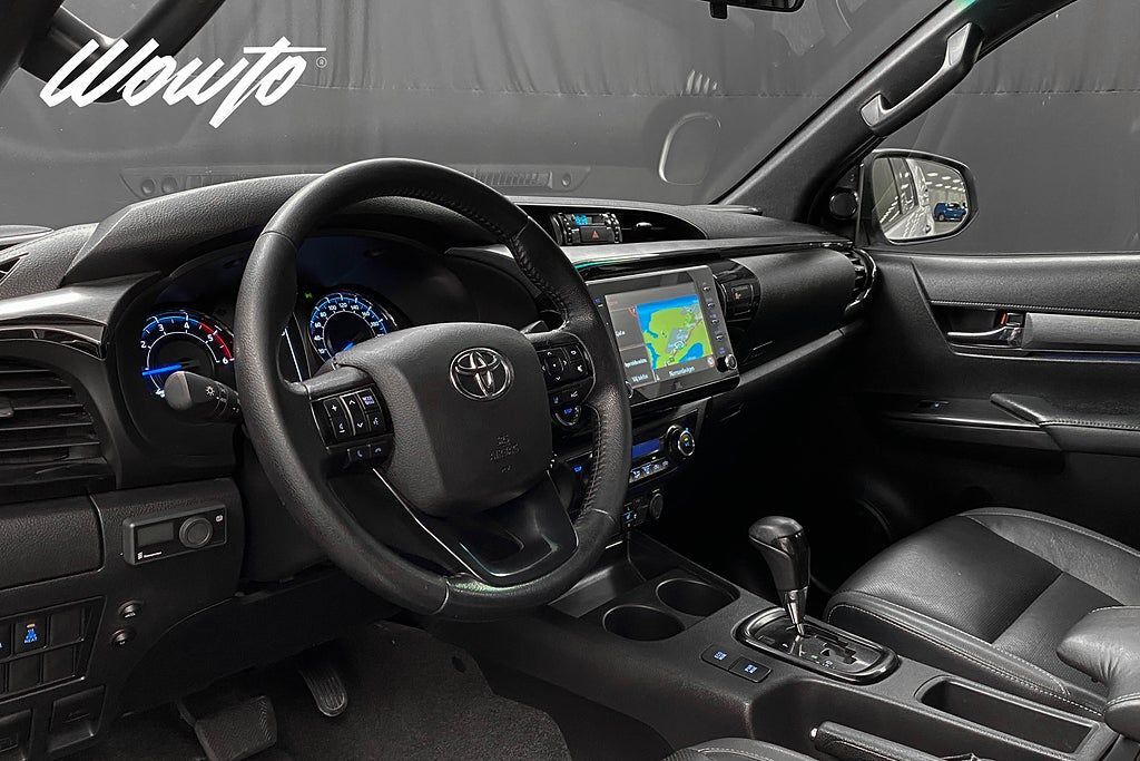 Toyota Hilux 2021, photo 6/23