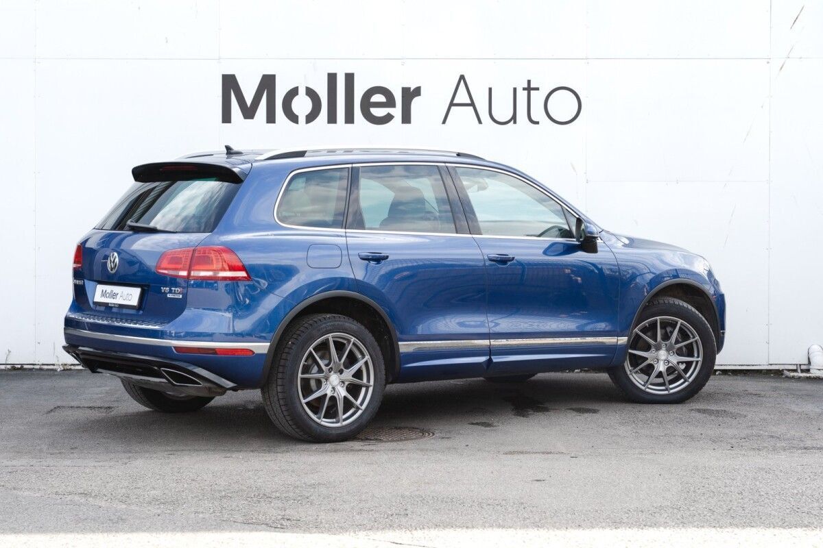 Volkswagen Touareg 2017, kuva 3/10