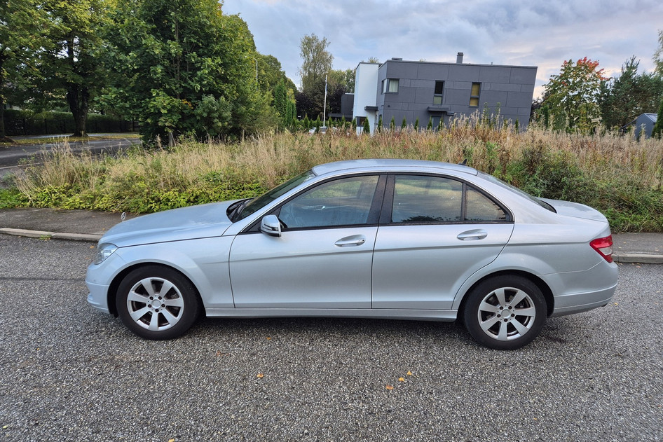Mercedes-Benz C 180, 2010, 115 kW, bensiin, automaat, tagavedu