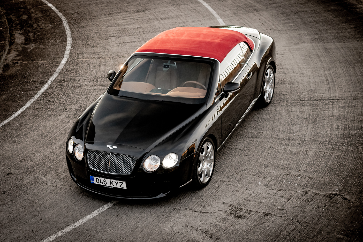 Bentley Continental GTC 2007, kuva 2/7